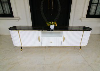 Meja TV Credenza Delvira