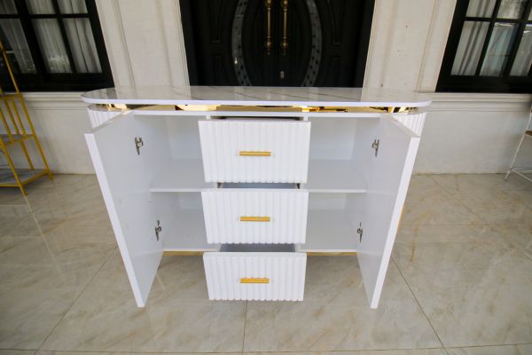 Meja TV Credenza Minimalis Lavina