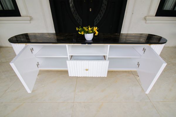 Meja TV Credenza Delvira